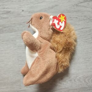 Nuts the Squirrel TY Beanie Baby Collection 1996 Retired Vintage Plush